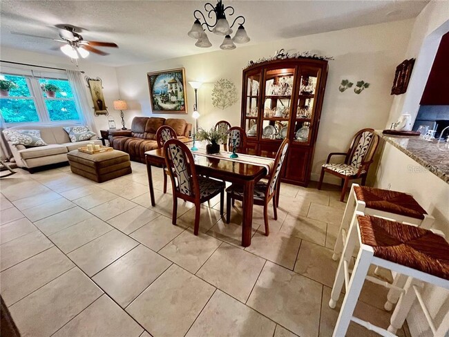 Building Photo - 2906 Silver Bell Ct