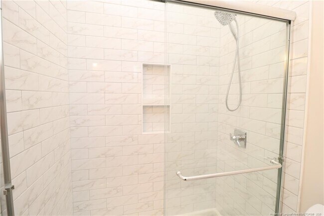 Building Photo - 309 Carthage Ct