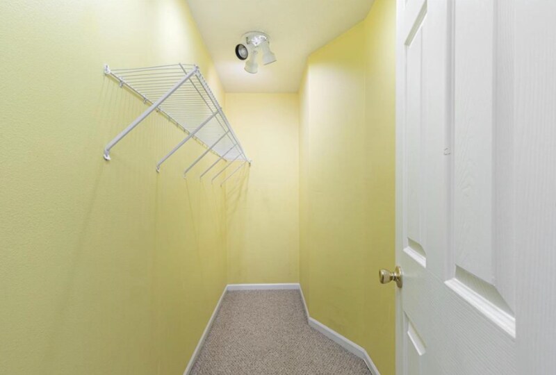 Building Photo - 125 Ridgeview Dr