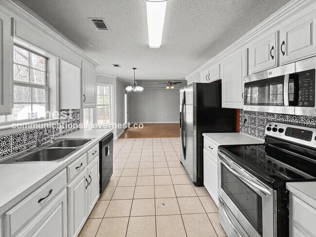 Building Photo - 43 Bud Grimes Rd