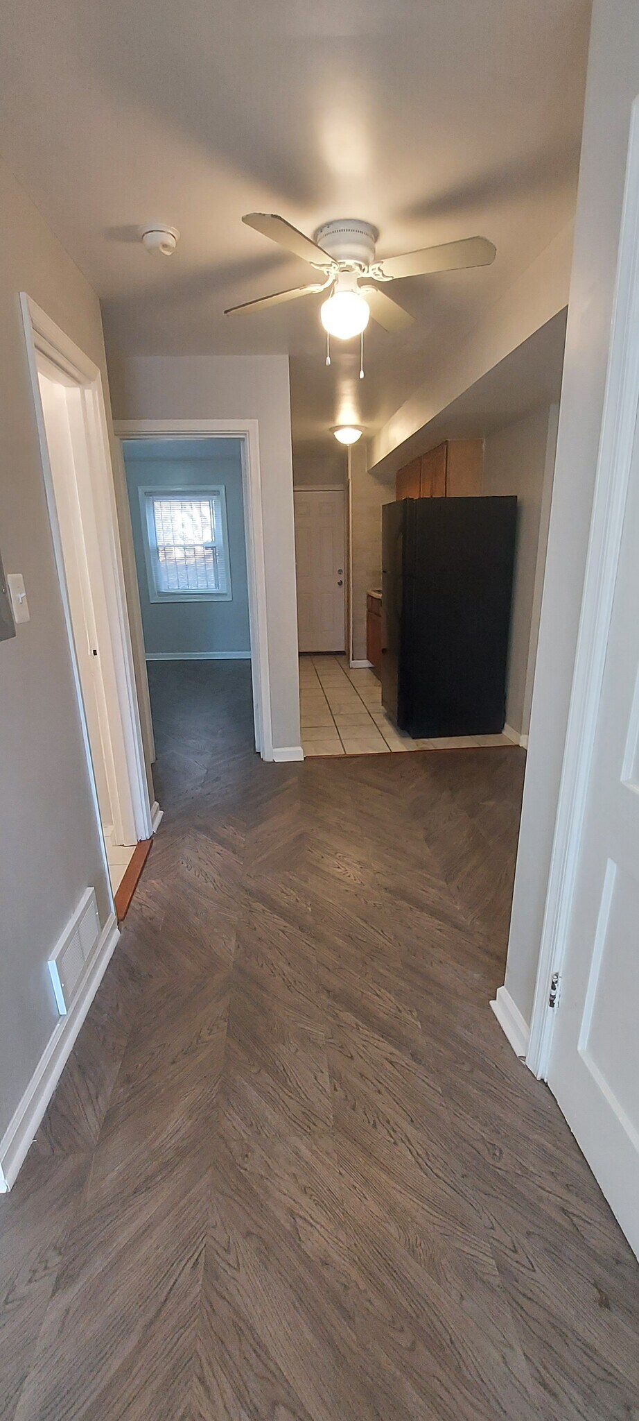 Building Photo - 5812 Eads St NE