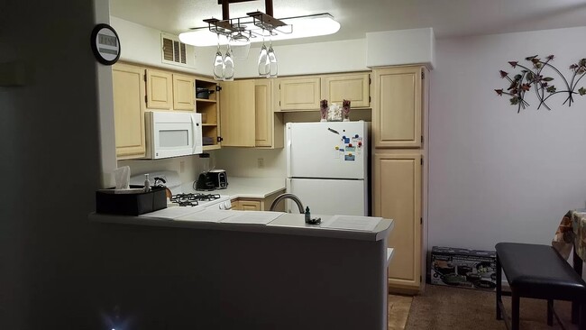 Kitchen - 5710 E Tropicana Ave