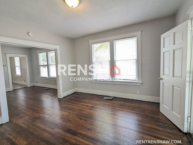 Building Photo - Charming 3 Bedroom 1 Bath In Memphis Avail...