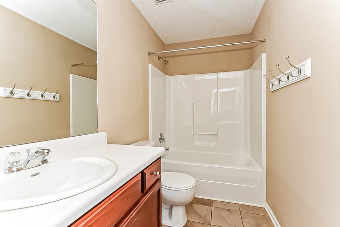 Building Photo - 410 Wichita Dr