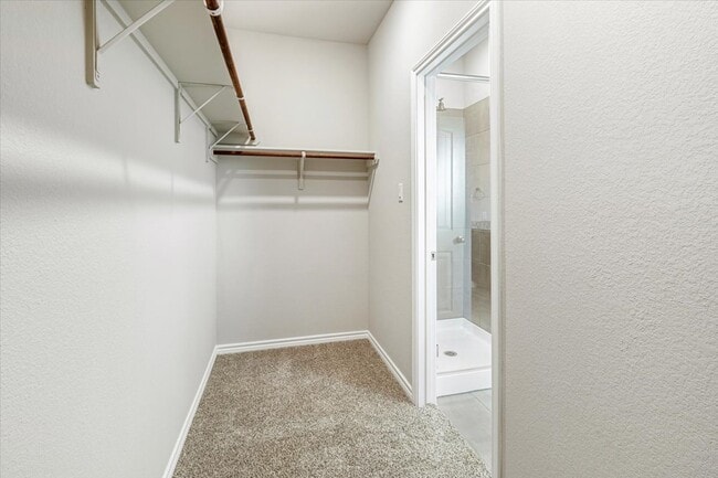 Building Photo - Spacious 5-Bedroom Home for Rent in Harker Heights
