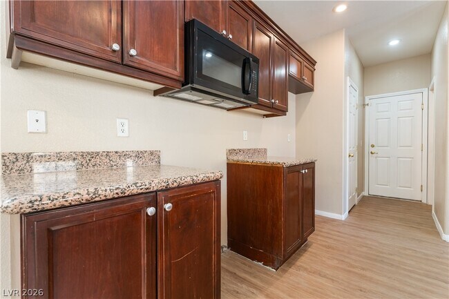 Building Photo - 8121 Retriever Ave