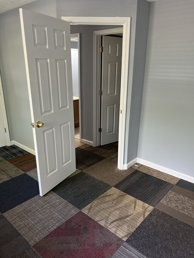 Building Photo - 13514 Steeplechase Dr