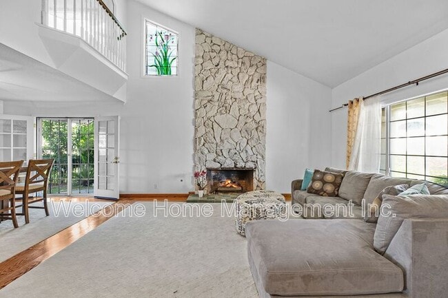 Building Photo - 5246 Hebrides Ct