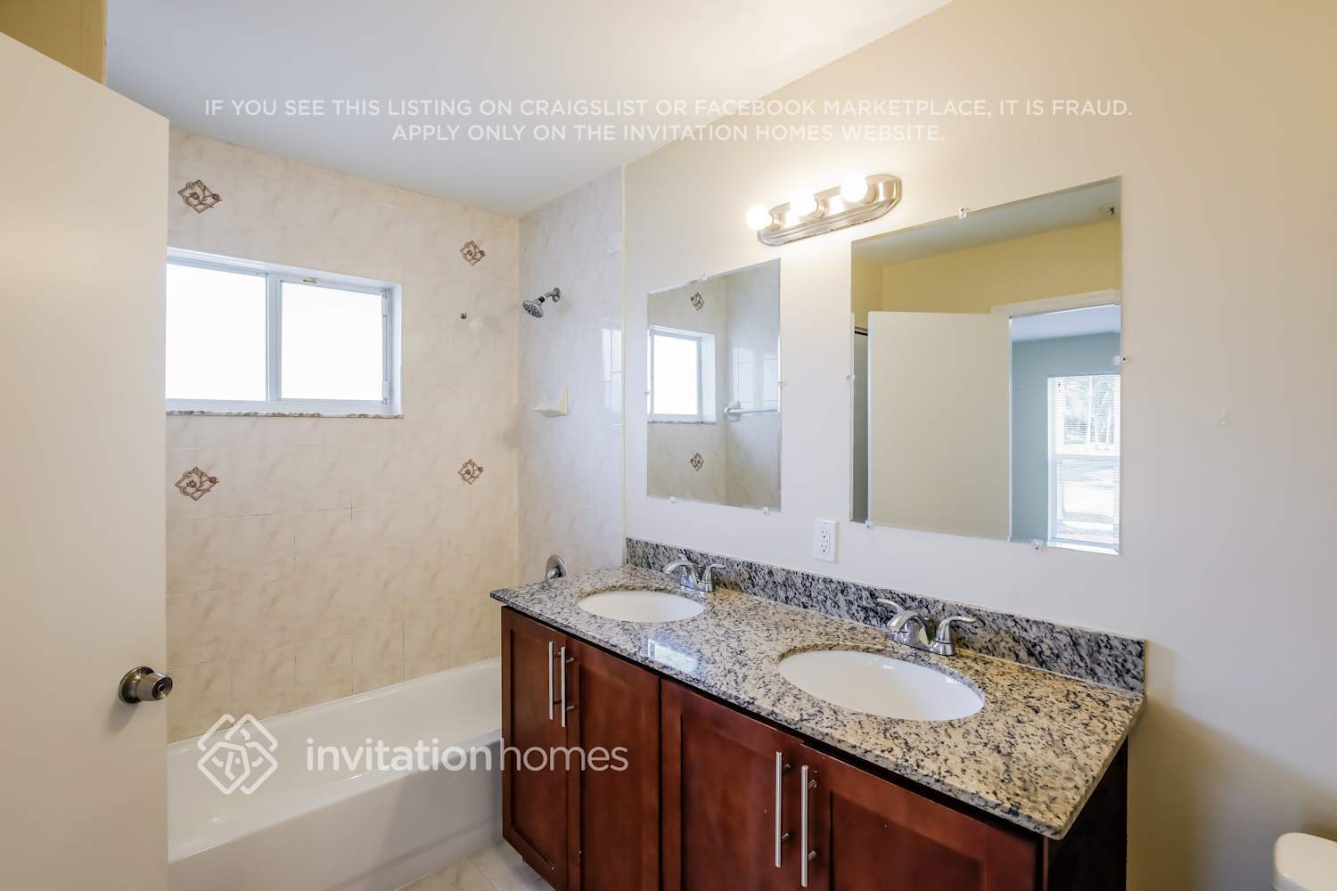 Building Photo - 18001 SW 139th Path