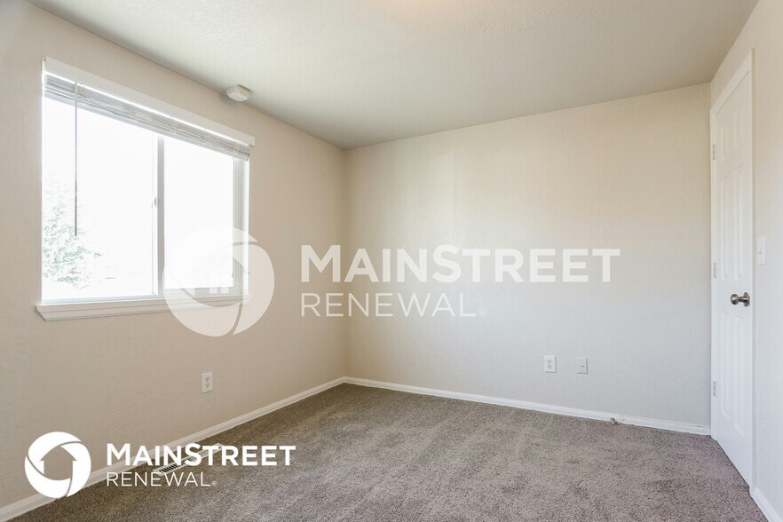 Building Photo - 6320 W 95th Ave