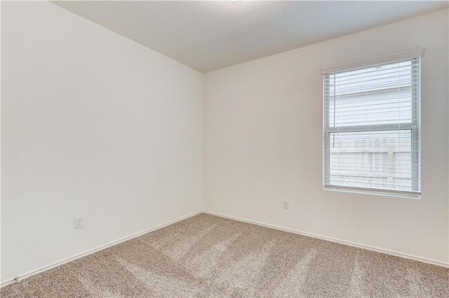 Building Photo - Charming Single-Story Home Located in the ...