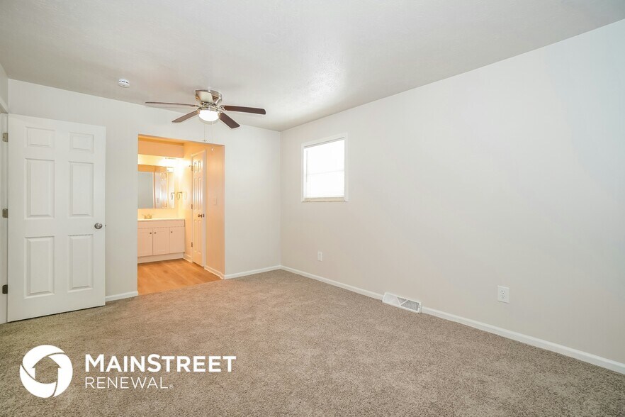 Building Photo - 1722 Blue Ash Pl