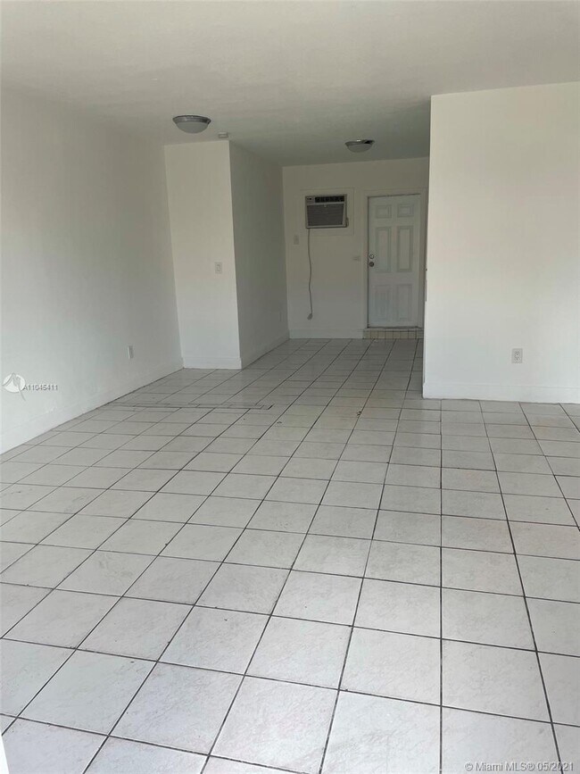 Building Photo - 1342 NE 110th Terrace