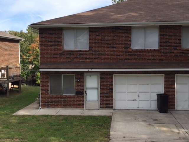 Primary Photo - 213 Willlow Sugar Creek -Duplex - 3 bd / 2...