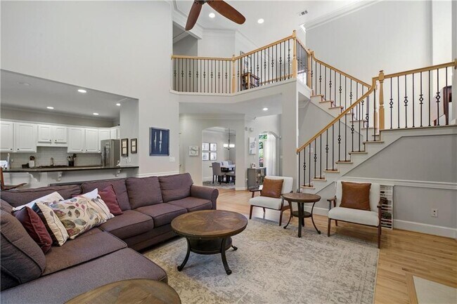 Building Photo - 3308 Fieldwood Dr SE