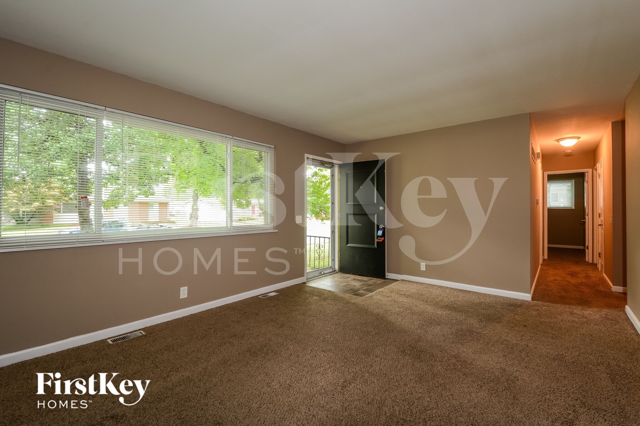 Building Photo - 400 Humes Ln