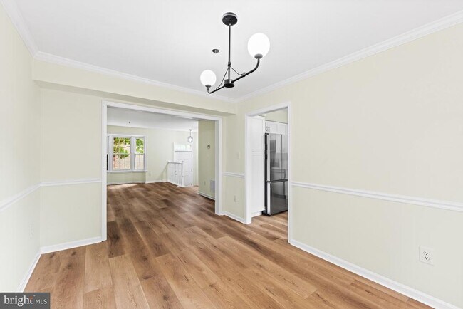 Building Photo - 2615 Chivalry Ct