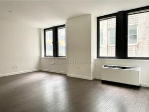 Building Photo - 1 bedroom in Manhattan NY 10004