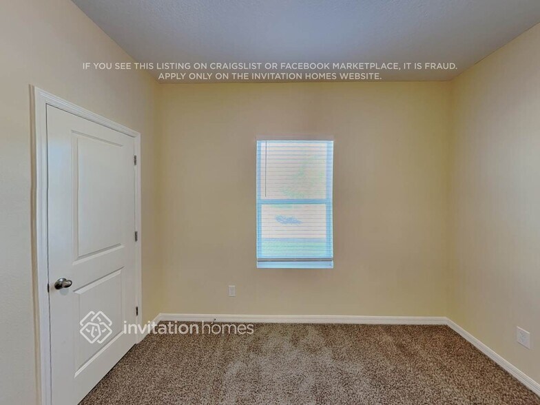 Building Photo - 5801 Bovine Dr
