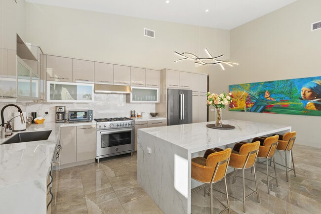 Building Photo - 48832 Cassia Pl