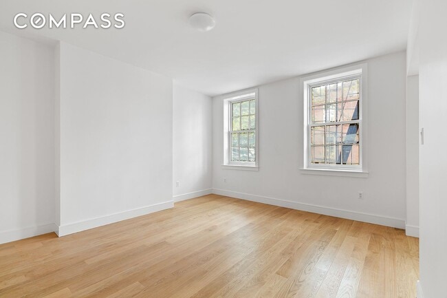 Building Photo - 69 Hudson Ave