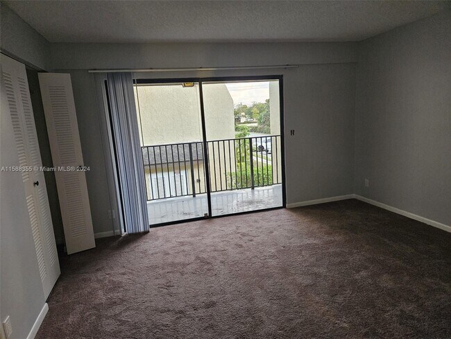 Building Photo - 97 Deer Creek Rd