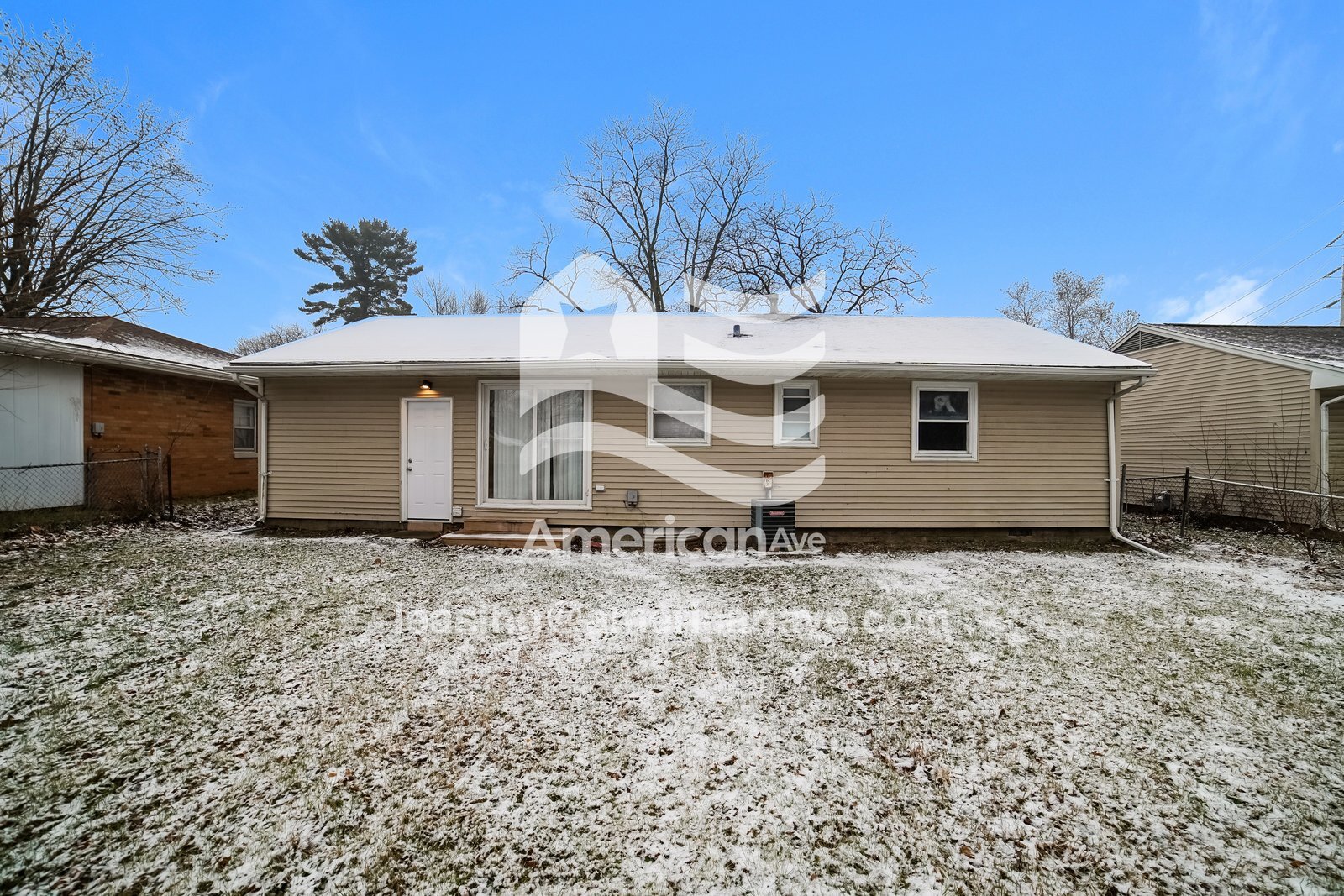 Building Photo - 2647 W Nebraska Ave