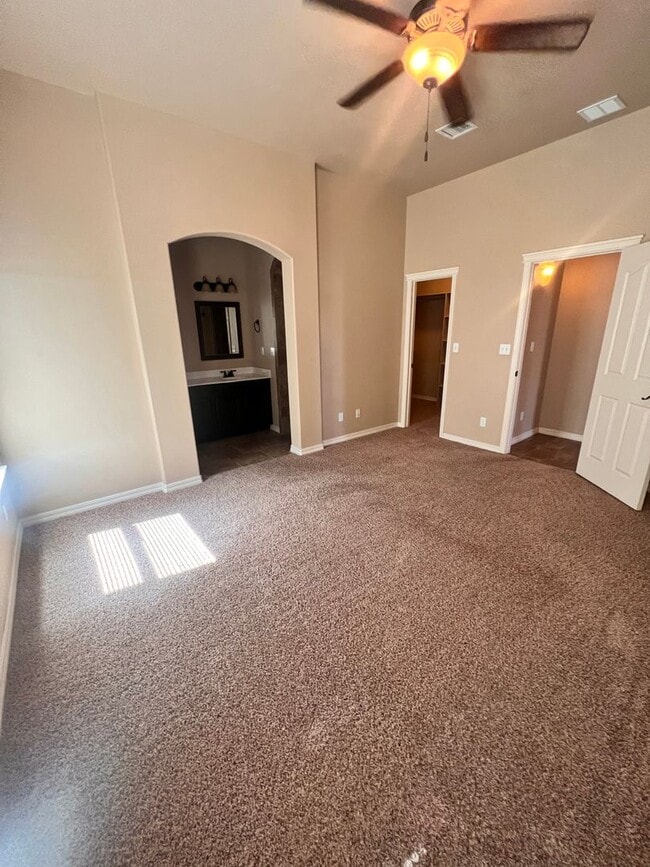 Building Photo - GORGEOUS EASTSIDE HOME OPEN HOUSE FRIDAY 0...