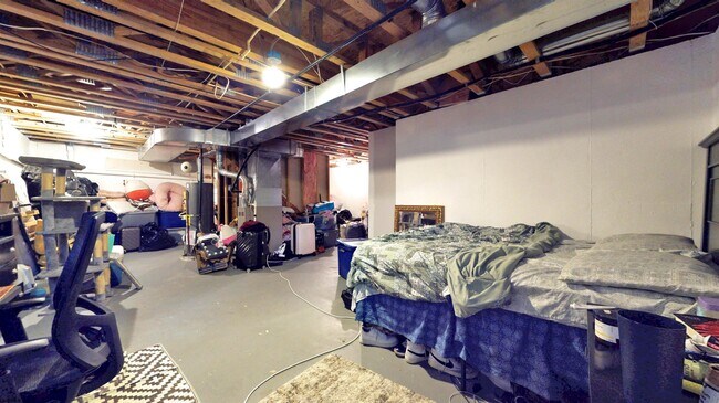 Building Photo - 12 Summit Cir