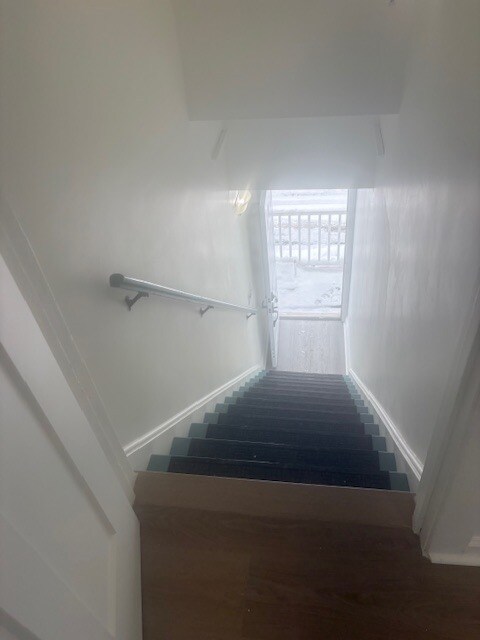 Building Photo - 608 Ridge Rd