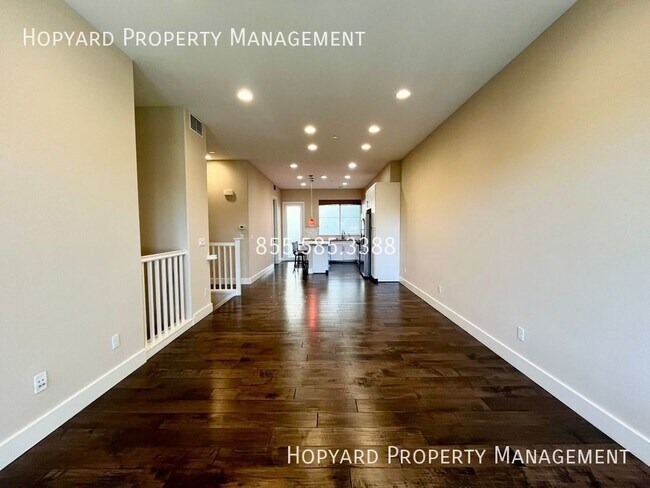 Building Photo - 1302 N Capitol Ave