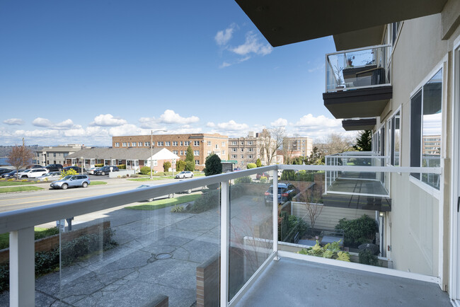 2 Bed 2 Bath - Standard - 1,160 Sq Ft - Vista Terrace Apartments