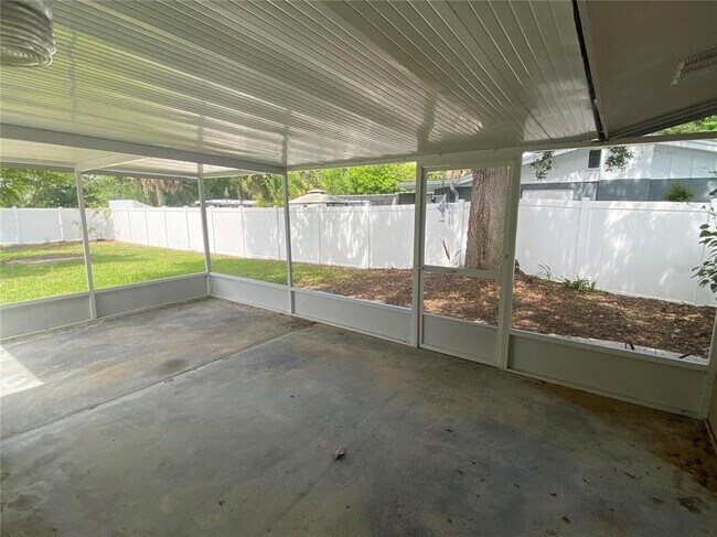 Building Photo - 1110 Carmella Cir