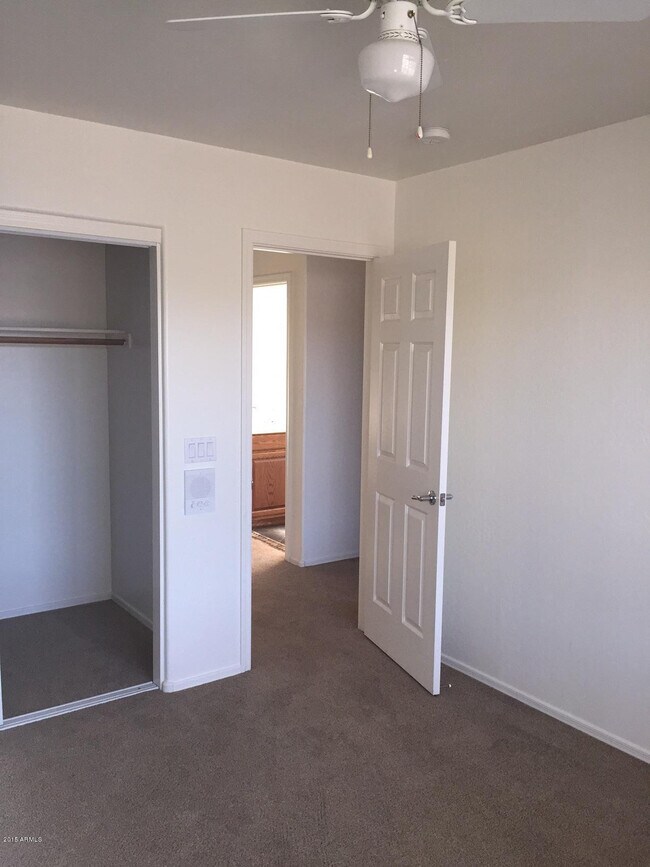 Building Photo - 15143 N 172nd Dr