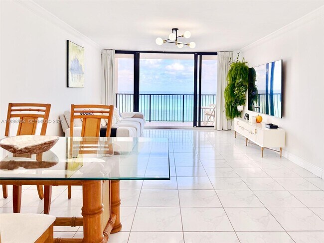 Building Photo - 2101 S Ocean Dr