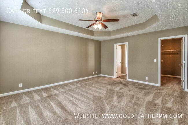 Building Photo - 3353 Tourmaline Dr