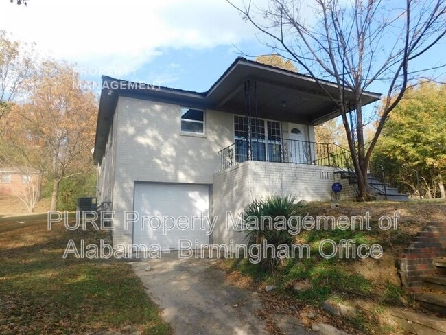 Building Photo - 2028 Progress St