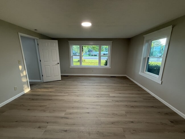 Building Photo - 24200 TN-22