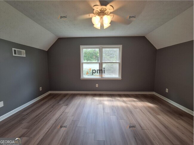 Building Photo - 4103 Renard Way