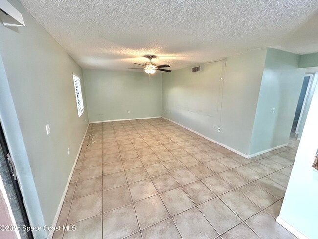 Building Photo - 176 San Juan Cir