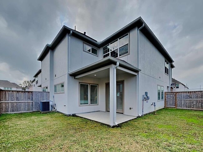 Building Photo - 12403 Imperial Lk Ln