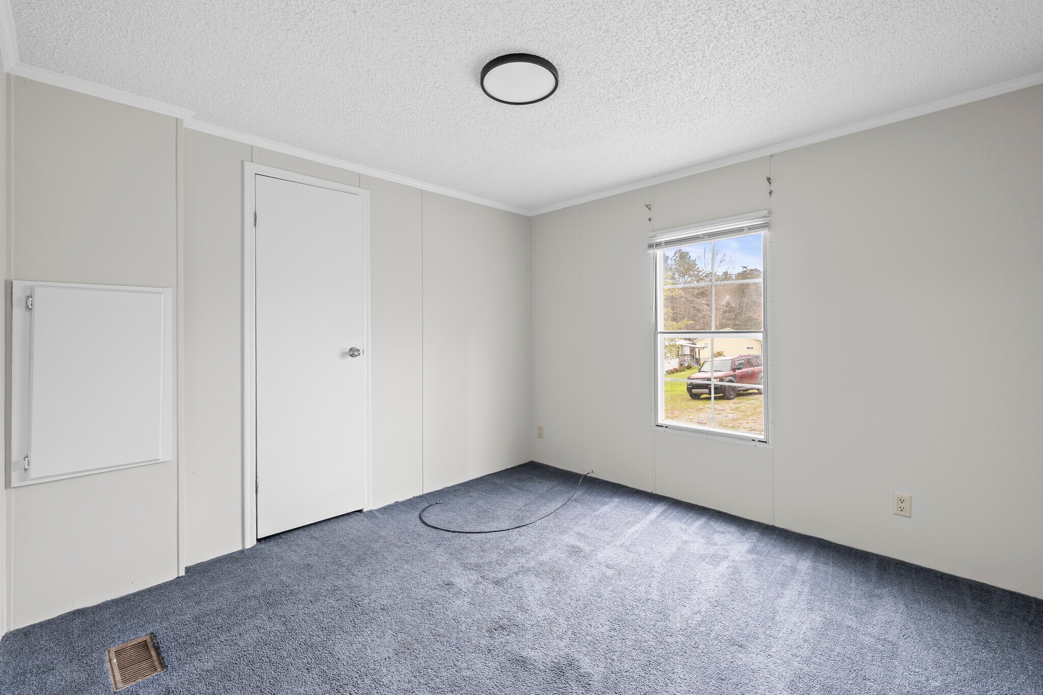 Building Photo - 209 Varner Dr SW