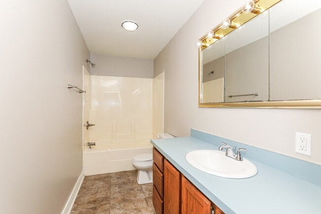 Building Photo - 3266 Sextant Dr