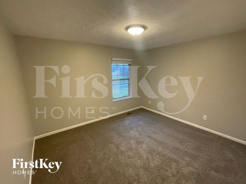 Building Photo - 5416 Shady Meadows Dr