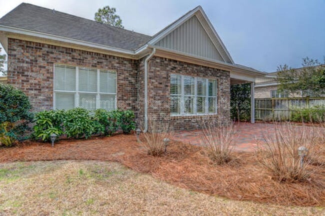 Building Photo - 5013 Gorham Ave