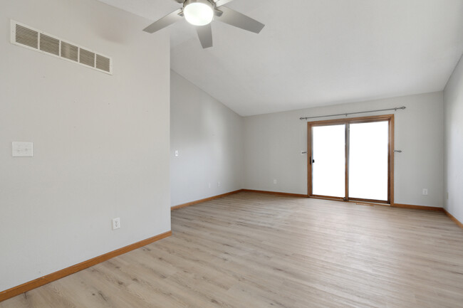 Building Photo - 2263 9th St