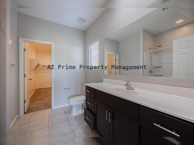 Building Photo - 43606 Juniper Ave