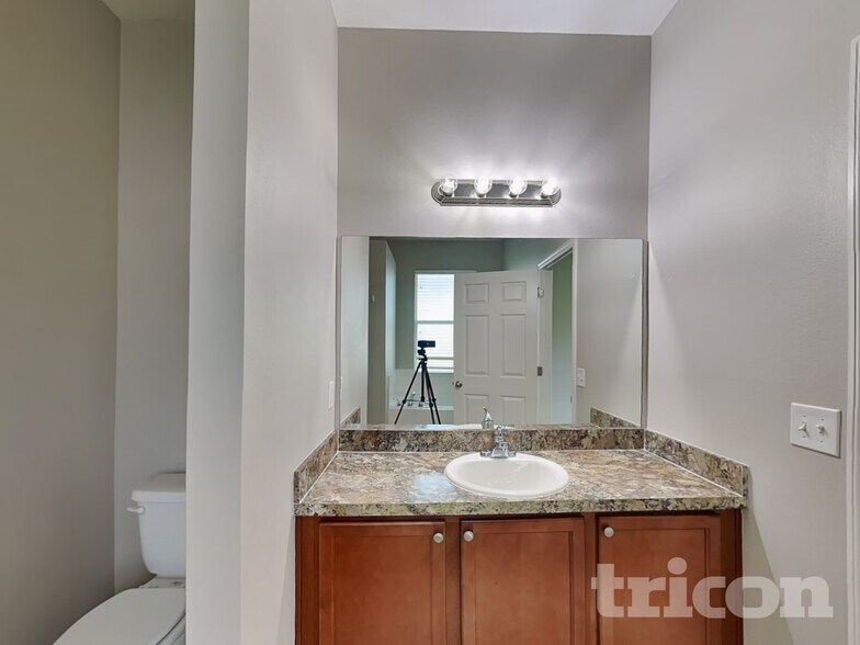 Building Photo - 158 Blackstone Creek Rd