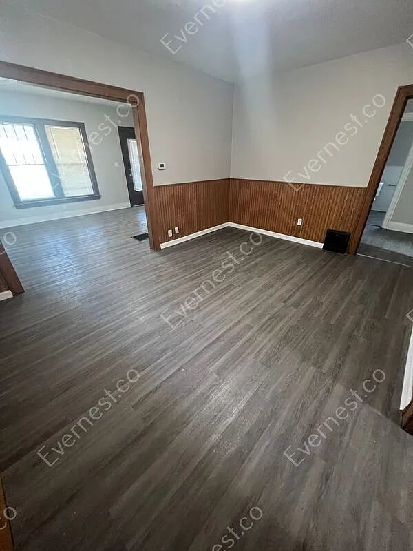 Building Photo - 3962 Woodhaven Dr