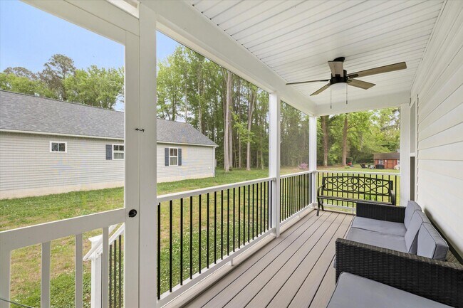 Building Photo - 1274 Holly Vista Dr